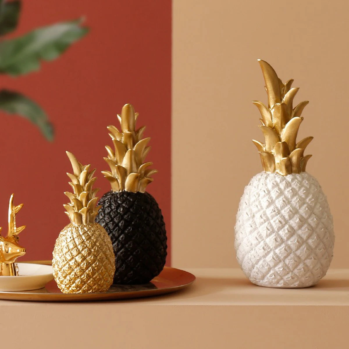 Pineapple Sculpture - Nordic Gold Resin Decor for Living Room