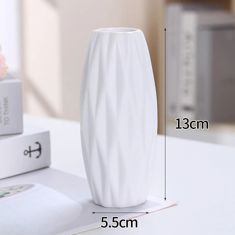 White Ceramic Bud Vase Decorative Nordic Home Decor