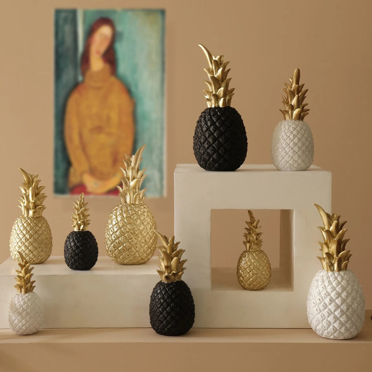 Pineapple Sculpture - Nordic Gold Resin Decor for Living Room